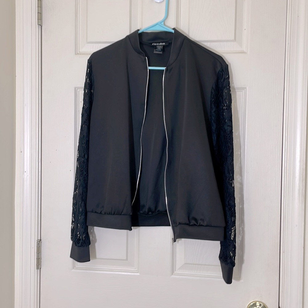 Alex & Olivia Women’s Black Bomber Lightweight Lace Sleeves Jacket Size Large